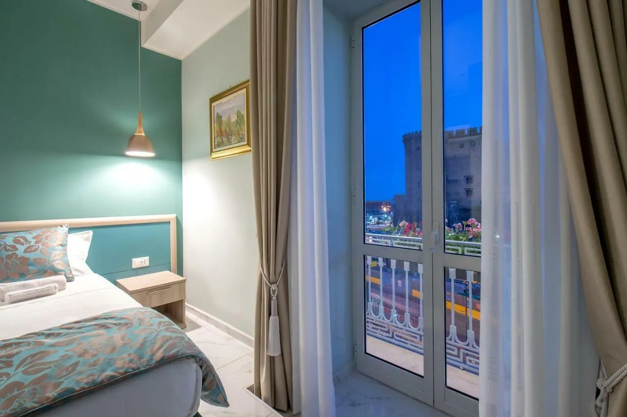 Bed and Breakfast Main - Municipio Nápoles Italia
