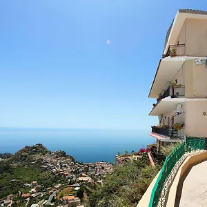 Regina Apartamento Castelmola